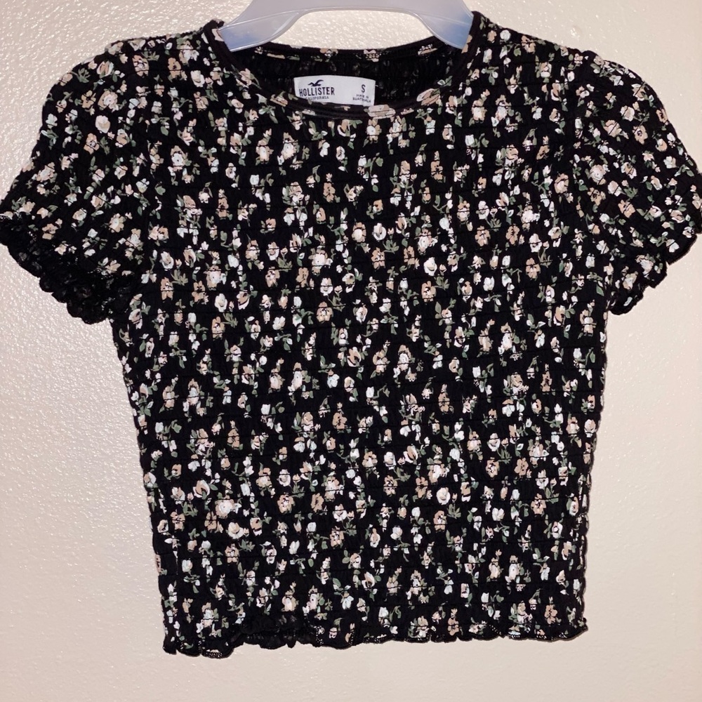 basic top🖤